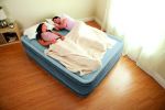 Надувная двухспальная кровать Comfort Airbed с встроенным электронасосом (Intex 67770)